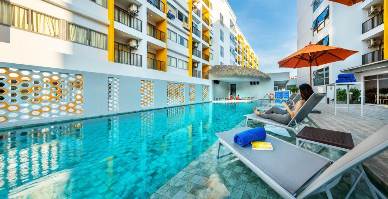 Beehive Boutique Hotel Phuket Extérieur photo