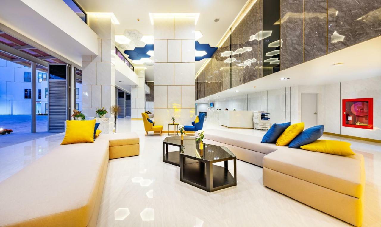 Beehive Boutique Hotel Phuket Extérieur photo