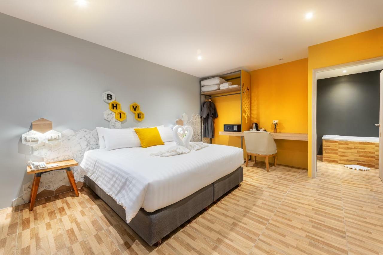 Beehive Boutique Hotel Phuket Extérieur photo